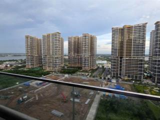 Bán gấp 3 tỷ 150 triệu cắt lỗ căn hộ 2 phòng ngủ hướng đông nam view sông, view quảng trường