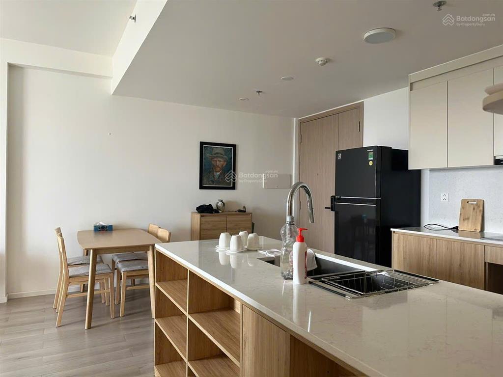 Căn góc lumiere giá chỉ 12 triệu full nội thất có thương lượng cho vợ chồng trẻ ạ