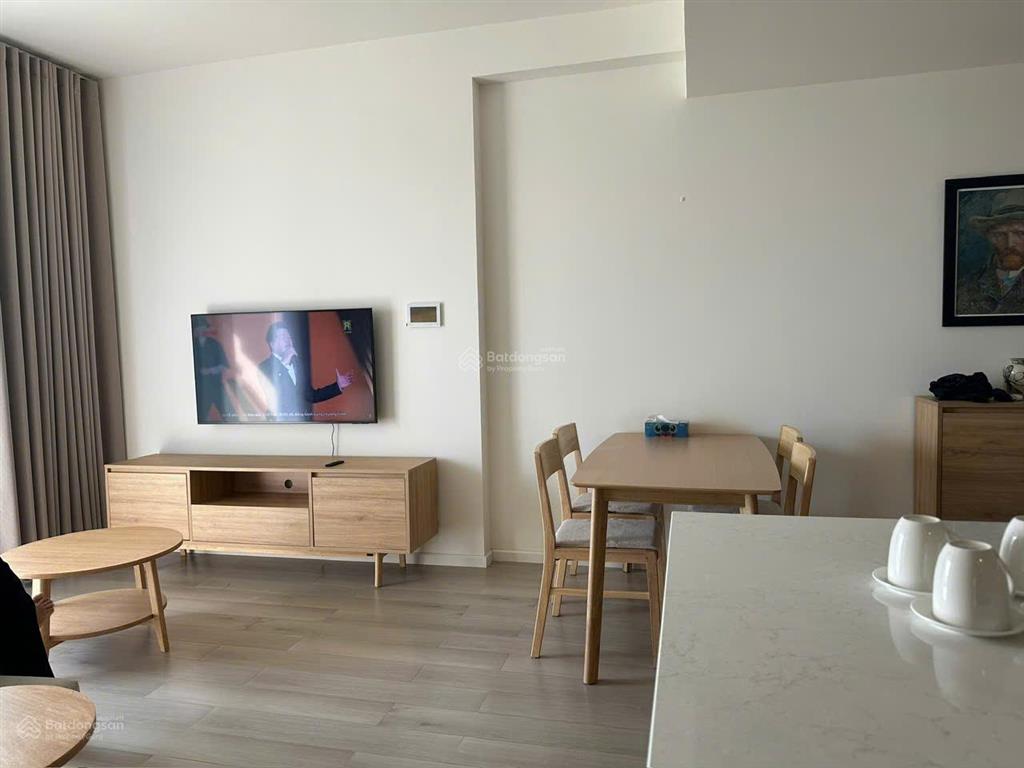 Căn góc lumiere giá chỉ 12 triệu full nội thất có thương lượng cho vợ chồng trẻ ạ