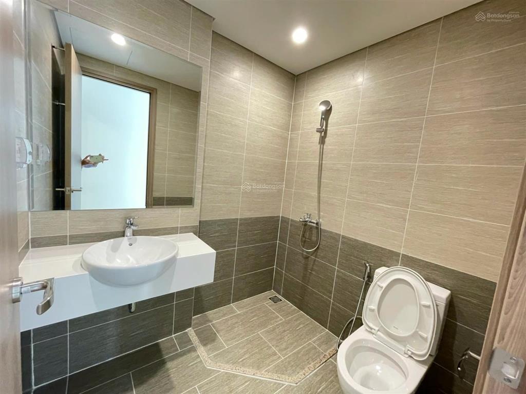 2ty8 cho căn hộ 2 phòng ngủ 2 nhà vệ sinh khu beverlysolari kế bên trung tâm thương mại