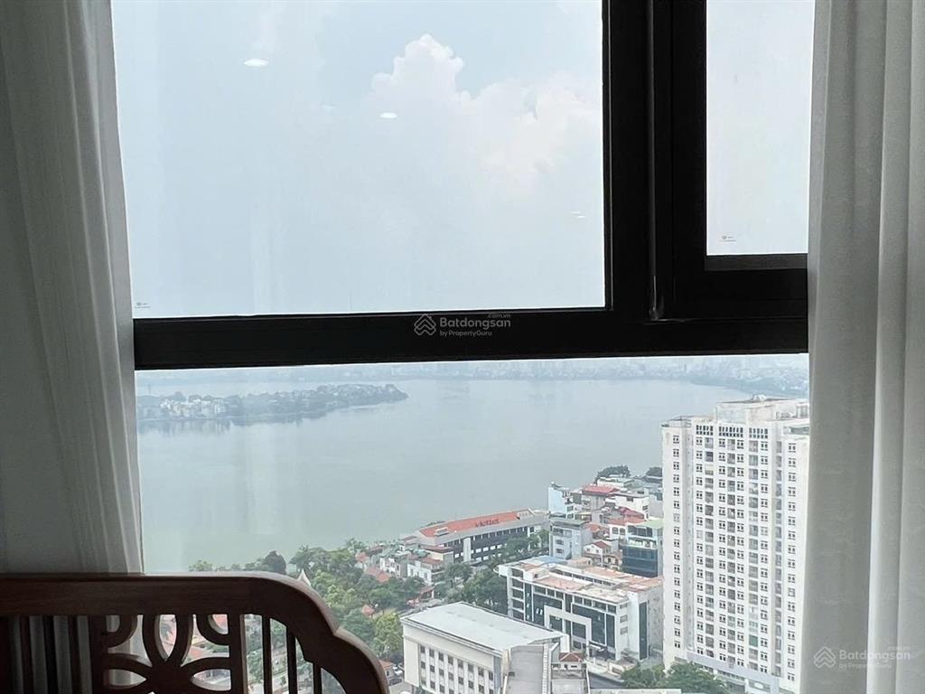 Chính chủ gửi bán gấp căn hộ hiếm nội thất siêu đẹp tại dự án d'el dorado view thoáng mát