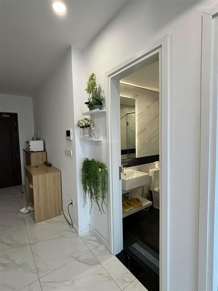 Cho thuê căn hộ d el dorado i  tây hồ tầng vip tầng cao, view hồ siêu hiếm