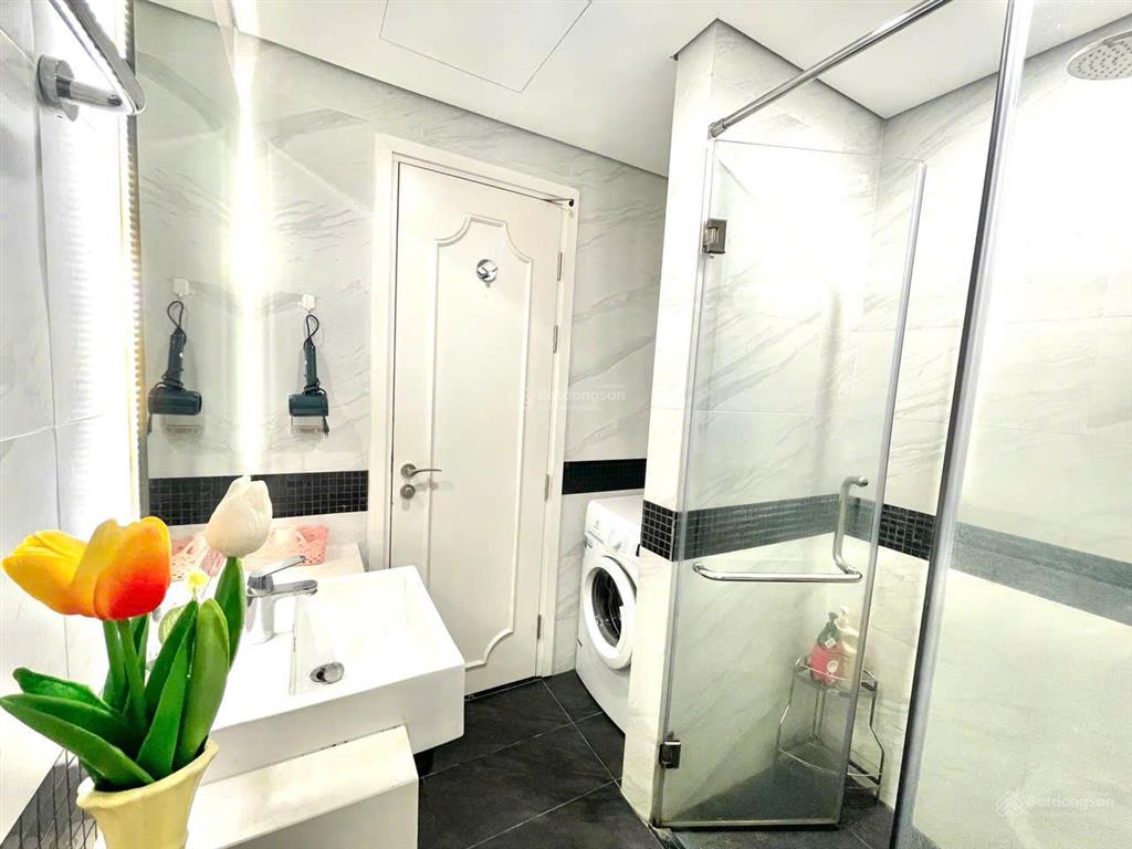 Cho thuê studio d’el dorado giá siêu tốt 10 triệu vnd, view hồ tại 659a lạc long quân