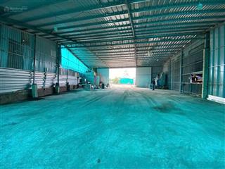 Cho thuê kho mới dựng dt 410m2 ở đầu cầu niệm, kiến an, tổng cả sân + công trình phụ là 500m2