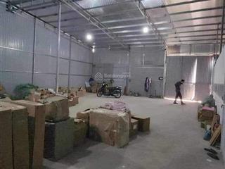 Cho thuê kho, xưởng dt 270m tuyến 2 đường trường chinh, kiến an, sẵn 3 pha, xe công thuận tiện.