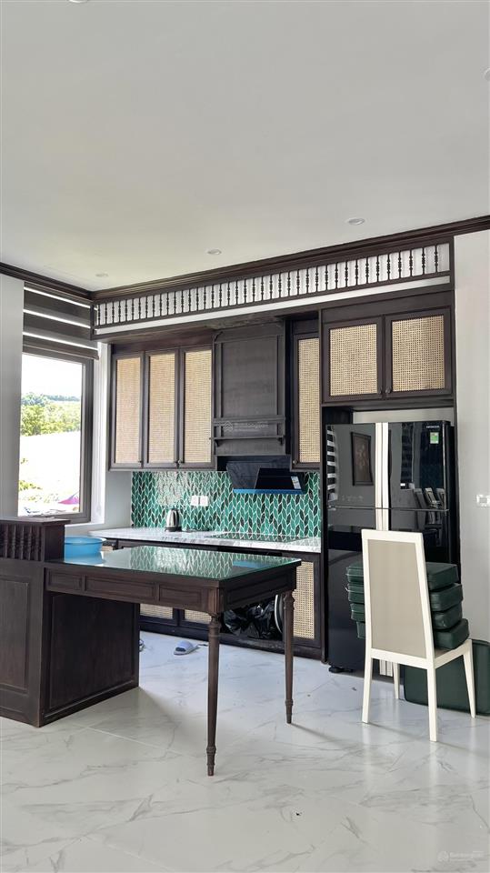 Cần cắt lỗ căn 1000m² giá 15 tỷ nhận nhà ngay