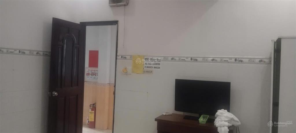 Khách sạn 17 phòng hoàn công trung tâm dĩ an, dòng tiền tốt, giá ngộp