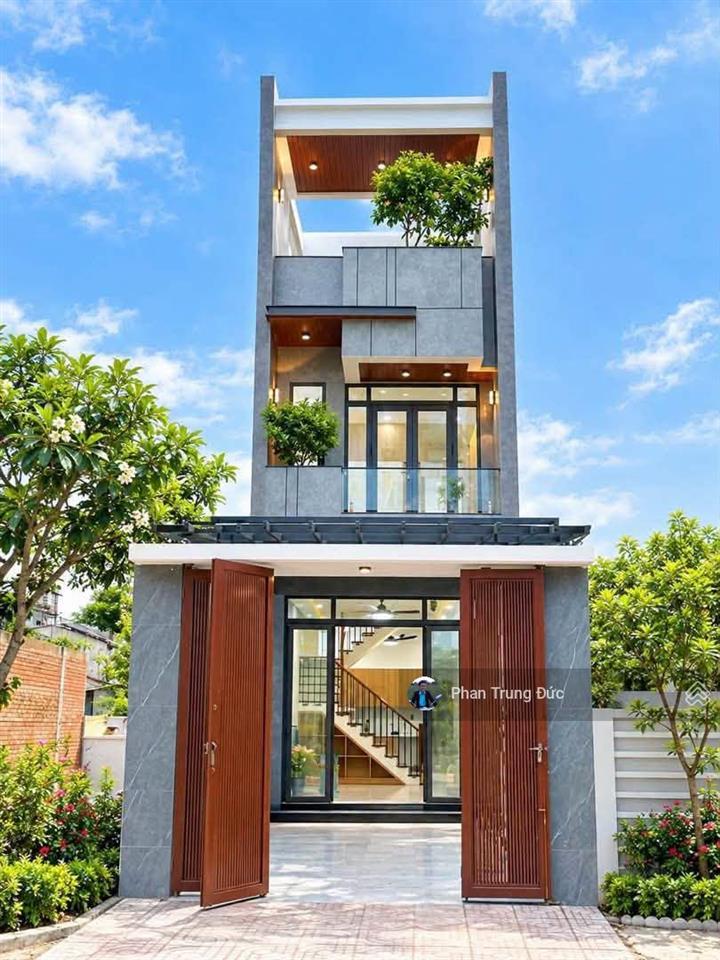Nhà hoàn công  3pn  3wc  100m2 mt cây da xề