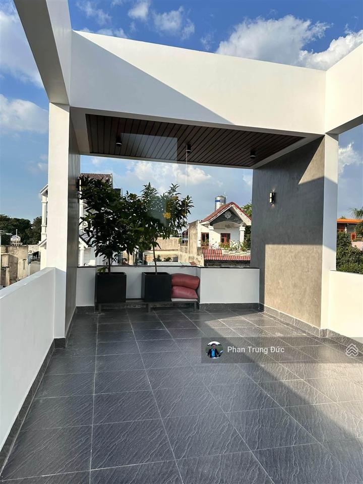 Nhà hoàn công  3pn  3wc  100m2 mt cây da xề