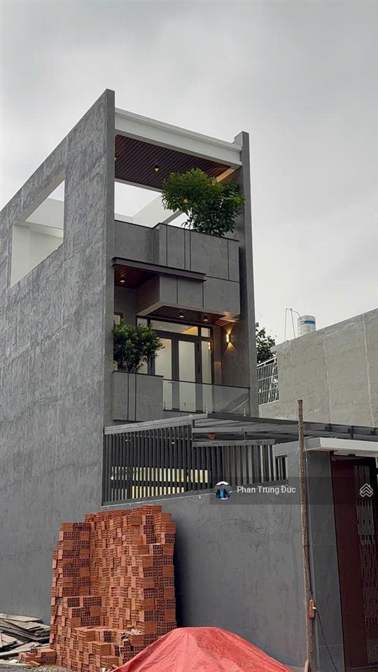 Nhà hoàn công  3pn  3wc  100m2 mt cây da xề