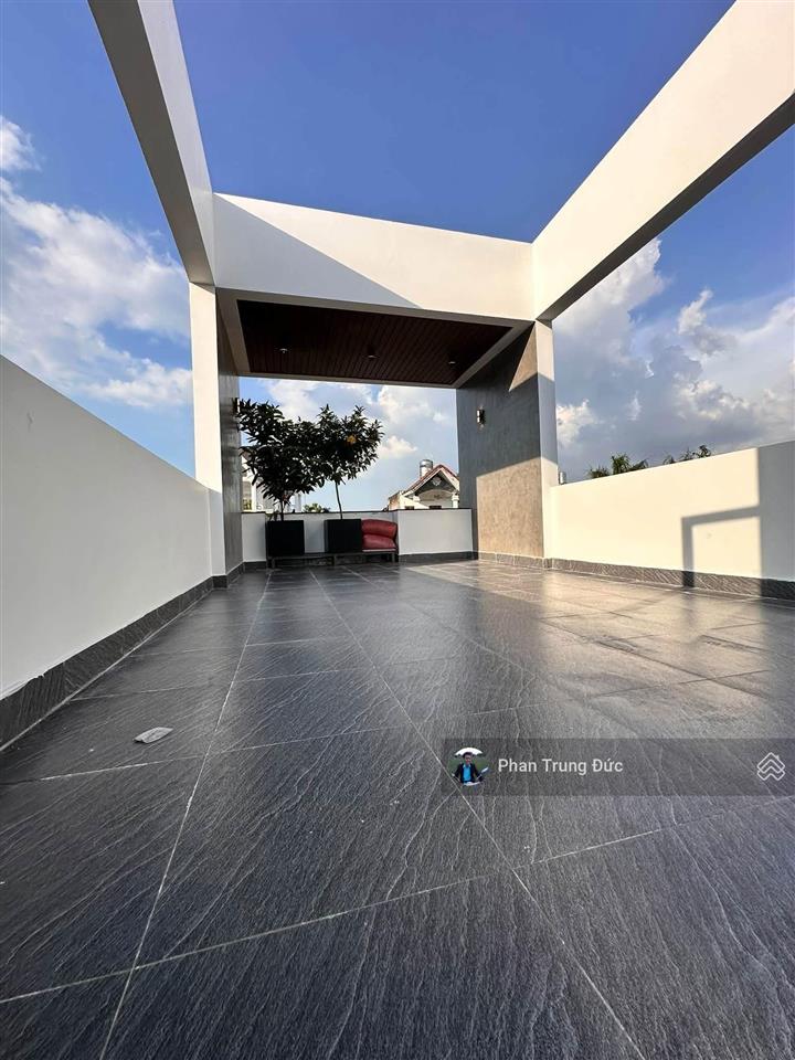 Nhà hoàn công  3pn  3wc  100m2 mt cây da xề