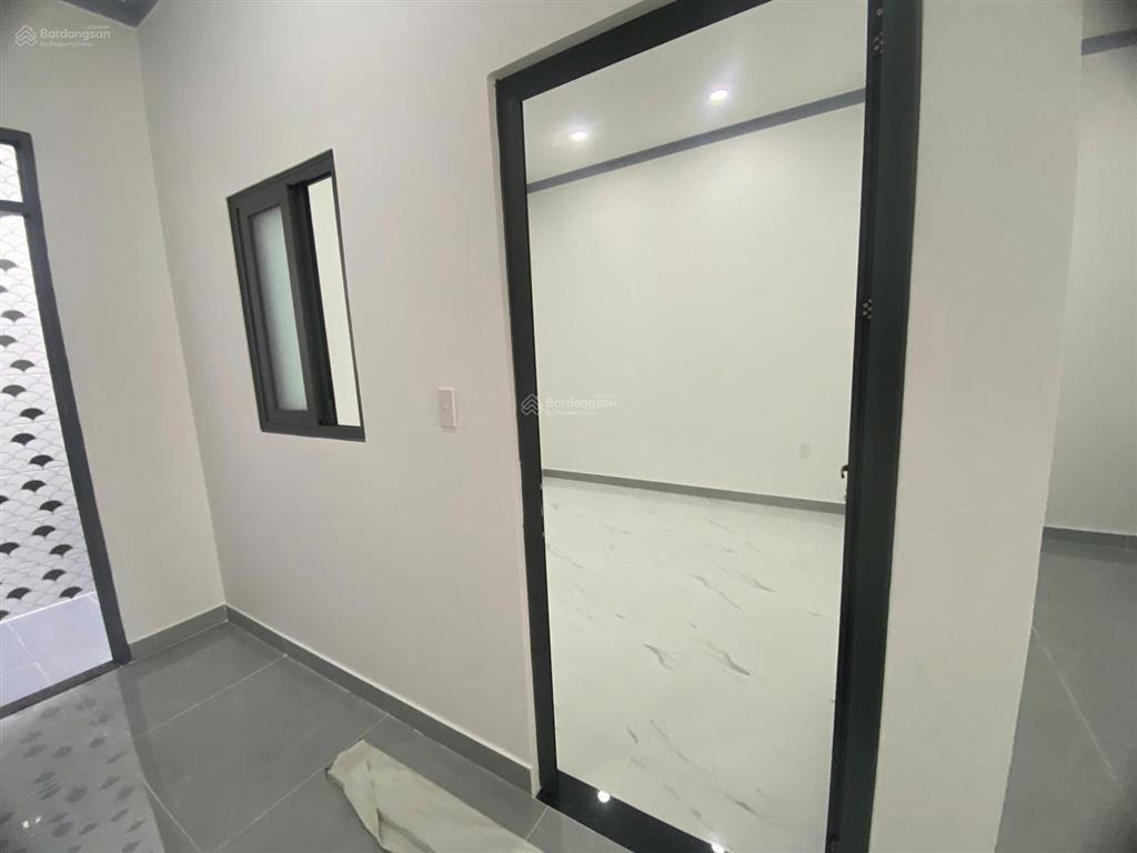 Bán nhà chính chủ giá 3,1 tỷ thiết kế 1 trệt 1 lầu 3 phòng ngủ 2 nhà vệ sinh