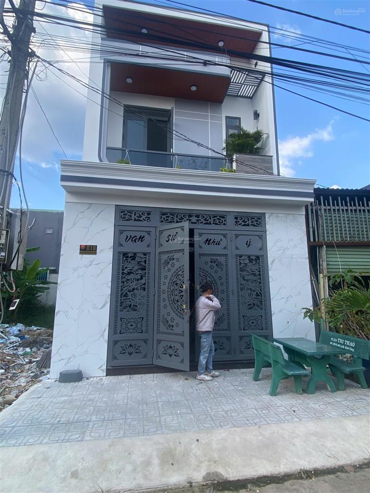 Bán nhà chính chủ giá 3,1 tỷ thiết kế 1 trệt 1 lầu 3 phòng ngủ 2 nhà vệ sinh