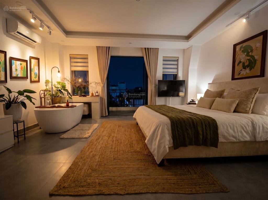 1n1k penhouse trần xuân soạn, hai bà trưng