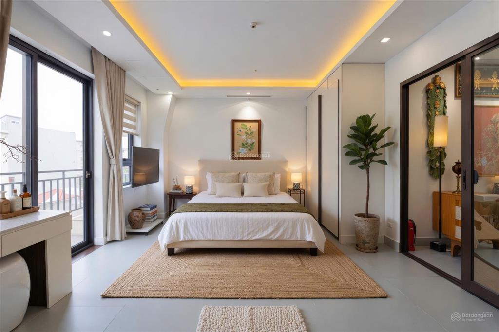 1n1k penhouse trần xuân soạn, hai bà trưng