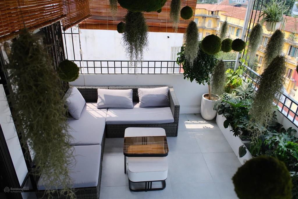 1n1k penhouse trần xuân soạn, hai bà trưng