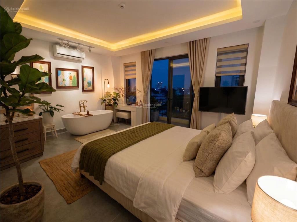 1n1k penhouse trần xuân soạn, hai bà trưng