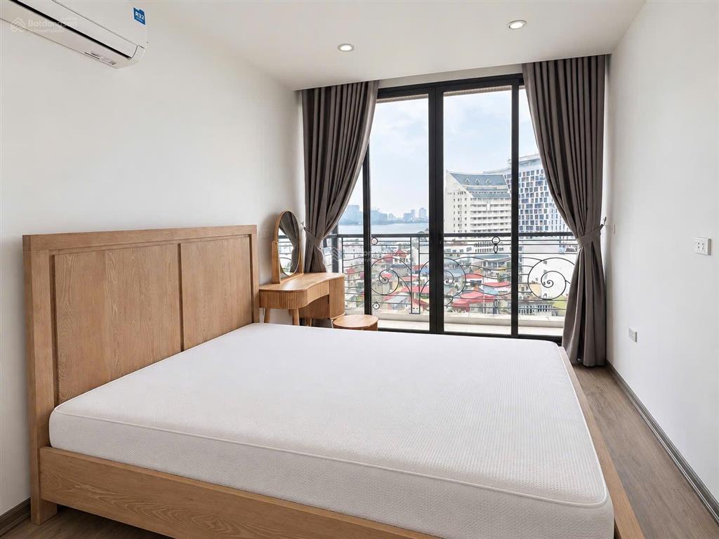 Chdv cao cấp 31 hoàng hoa thám (mặt phố)