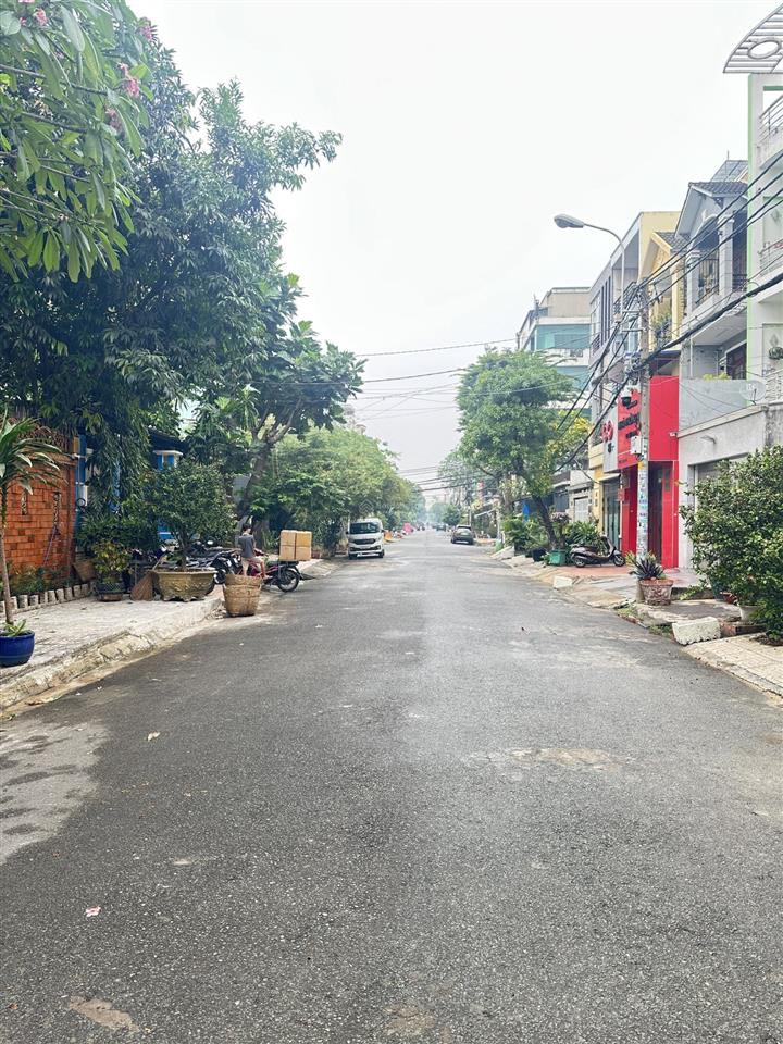 15.9 tỷ tl mặt tiền đường 7a ngay đường số 7 tên lửa gần aeon bình tân 4 tầng có thang máy (5x19m)