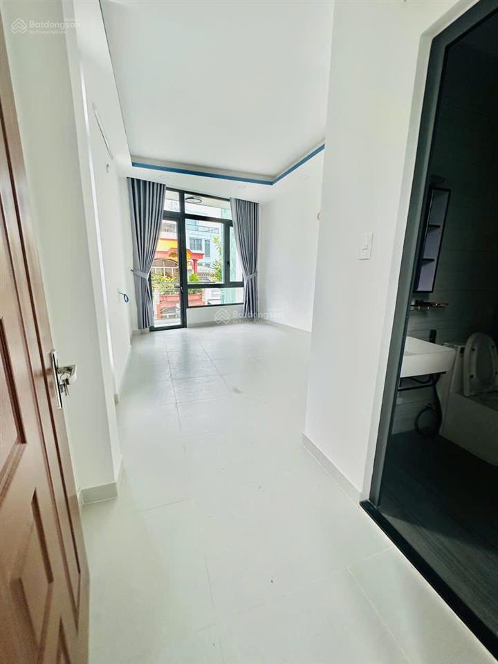 Chỉ 8.9 tỷ nhà mặt tiền 3 tầng btct 4pn 78m2 (5.2x15m) nở hậu 5.8m nhà gần chợ, gần aeon tên lửa