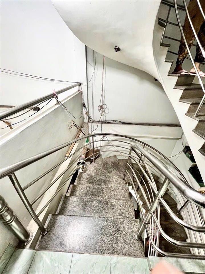 Chỉ 9 tỷ còn thương lượng mặt tiền kinh doanh  cư xá phú lâm a q6  4 tầng 4pn 57m2 (4.5x12.5m)