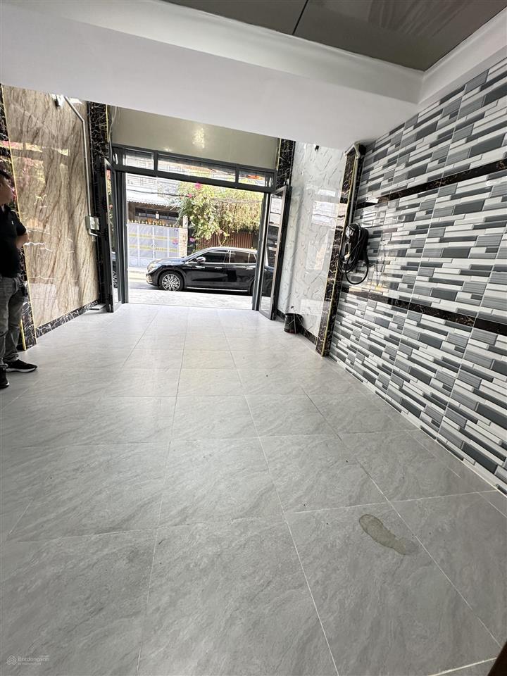 Cư xá phú lâm b, q6  ngay phố ẩm thực  sát mặt tiền đường số 10 nhà 5 tầng 5pn 64m2 (4x16m chỉ