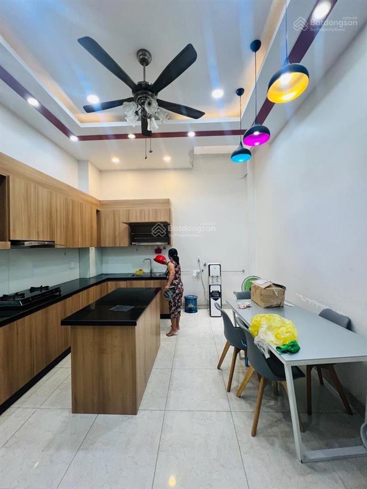 Nhà mặt tiền  khu tên lửa  đường 12m thông ngay kinh dương vương 72m2 (4x18m) 4 tầng chỉ 9.5 tỷ