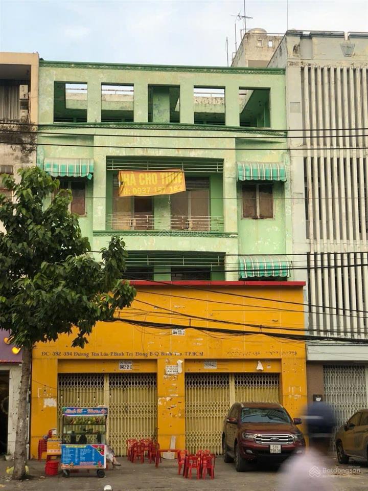 Mặt tiền đường tên lửa  khụ vực kinh doanh sầm uất ngày đêm  nhà 4 tầng 180m2 (9x20m)