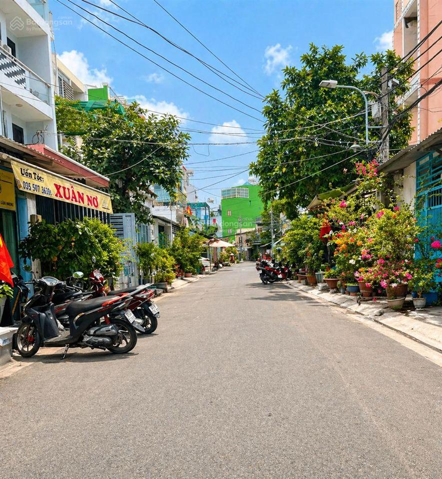 Nhà mặt tiền  2 tầng btct 3pn 75m² (4x19m) gần công viên phú lâm q6 gần tên lửa giá chỉ hơn 7 tỷ