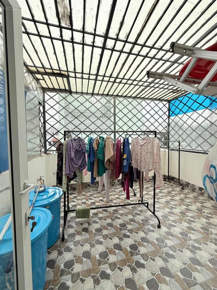 Nhà mặt tiền  đường 1c khu tên lửa  nhà 4 tầng 4pn 5wc 64m2 (4x16m) gần công viên phú lâm giáp q6