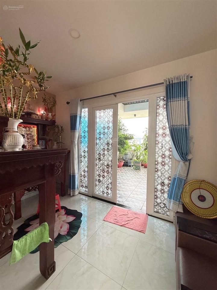 Nhà mặt tiền  đường 1c khu tên lửa  nhà 4 tầng 4pn 5wc 64m2 (4x16m) gần công viên phú lâm giáp q6
