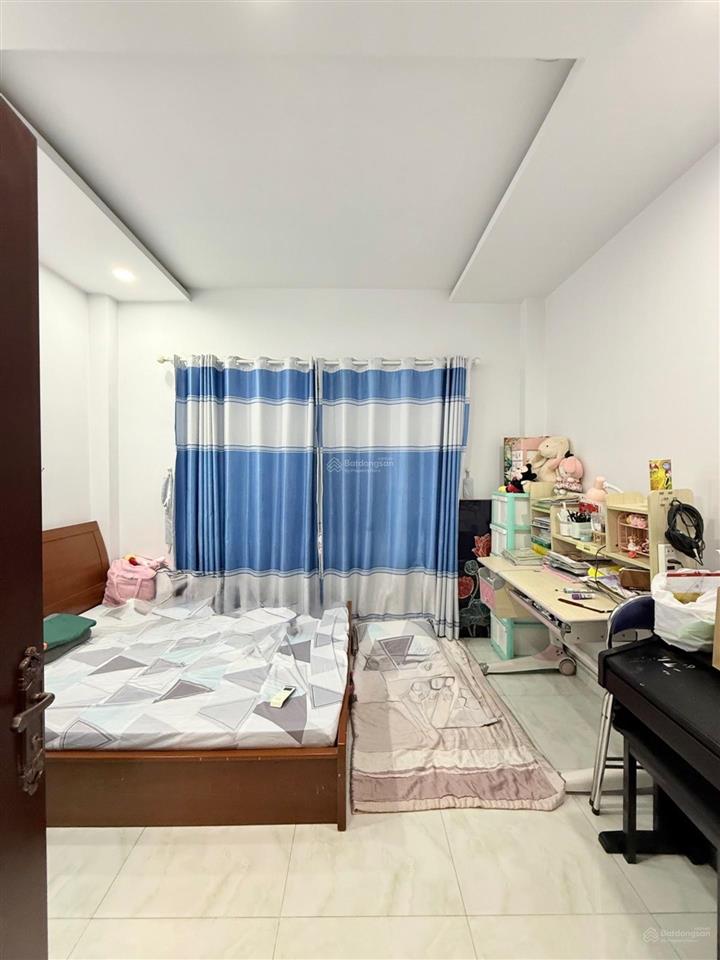 Nhà mặt tiền  đường 1c khu tên lửa  nhà 4 tầng 4pn 5wc 64m2 (4x16m) gần công viên phú lâm giáp q6