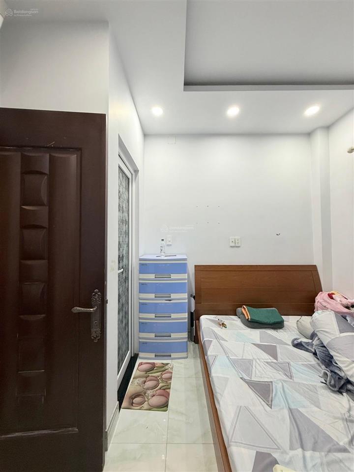Nhà mặt tiền  đường 1c khu tên lửa  nhà 4 tầng 4pn 5wc 64m2 (4x16m) gần công viên phú lâm giáp q6