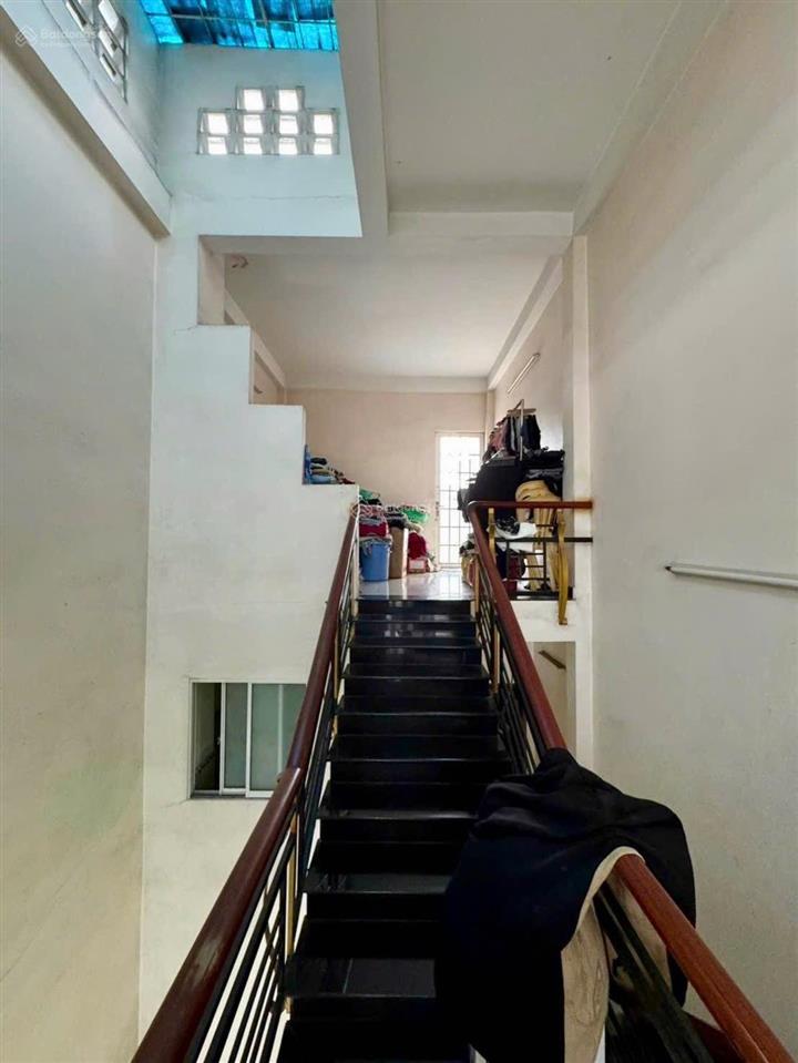 Mặt tiền đường hoàng văn hợp khu tên lửa mặt tiền kinh doanh 4 tầng 78m2 (3.9x20m) chỉ 8,78 tỷ tl