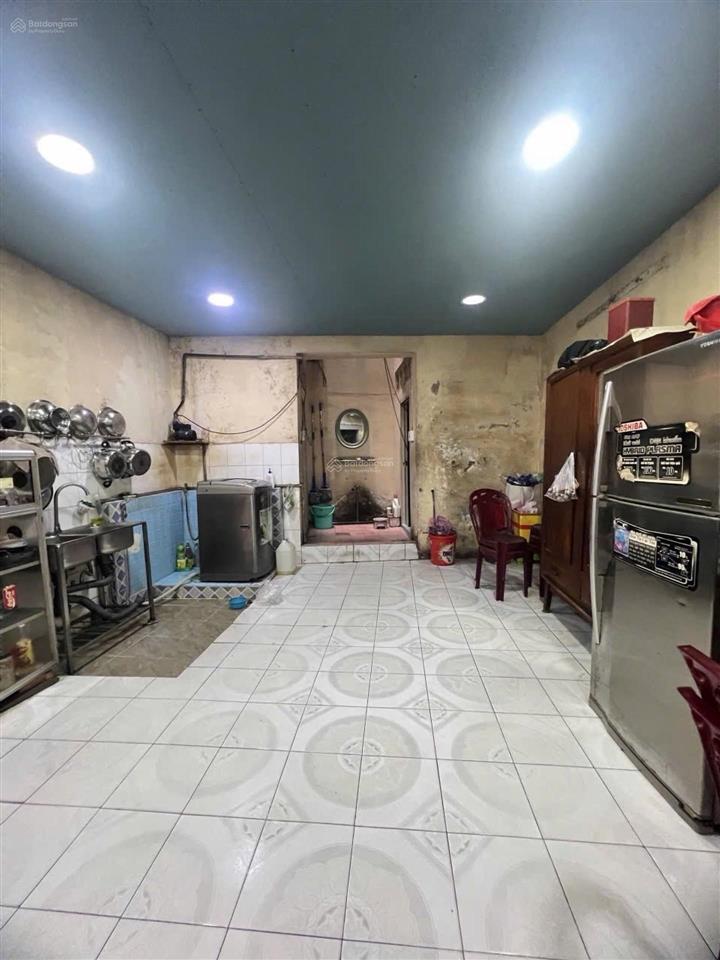 Nhà mặt tiền kinh doanh  sầm uất, trịnh hoài đức q5  nhà 3 tầng 112 (4.5x26m)