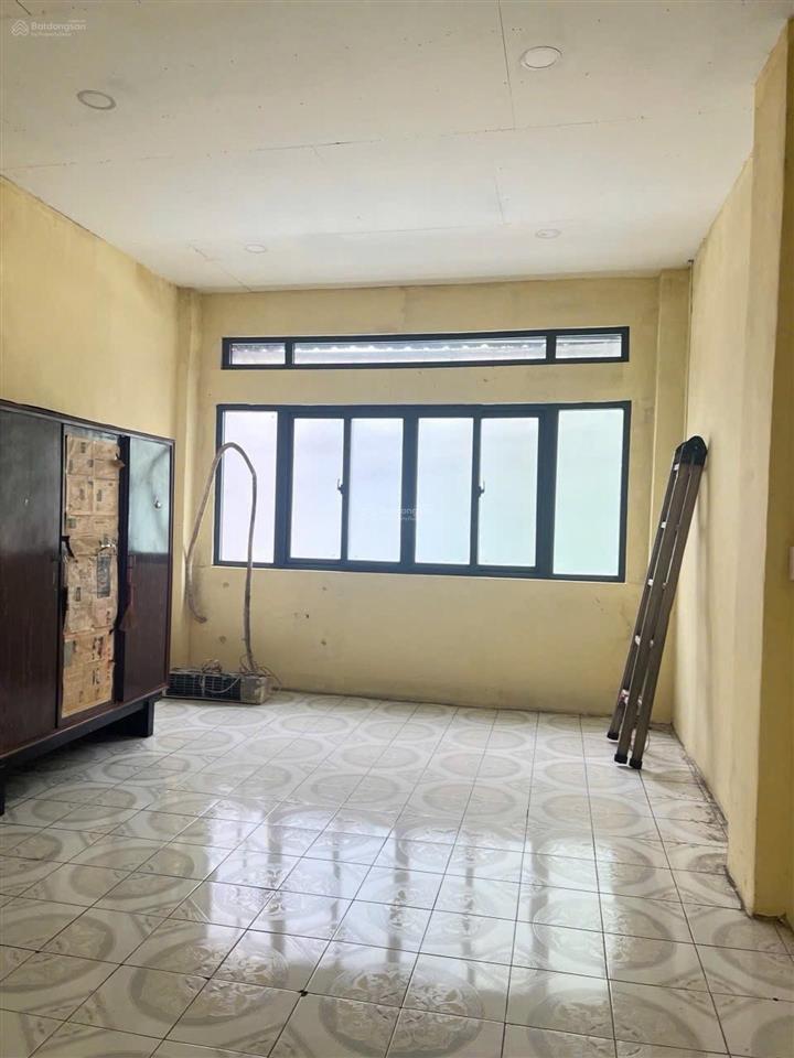 Nhà mặt tiền kinh doanh  sầm uất, trịnh hoài đức q5  nhà 3 tầng 112 (4.5x26m)