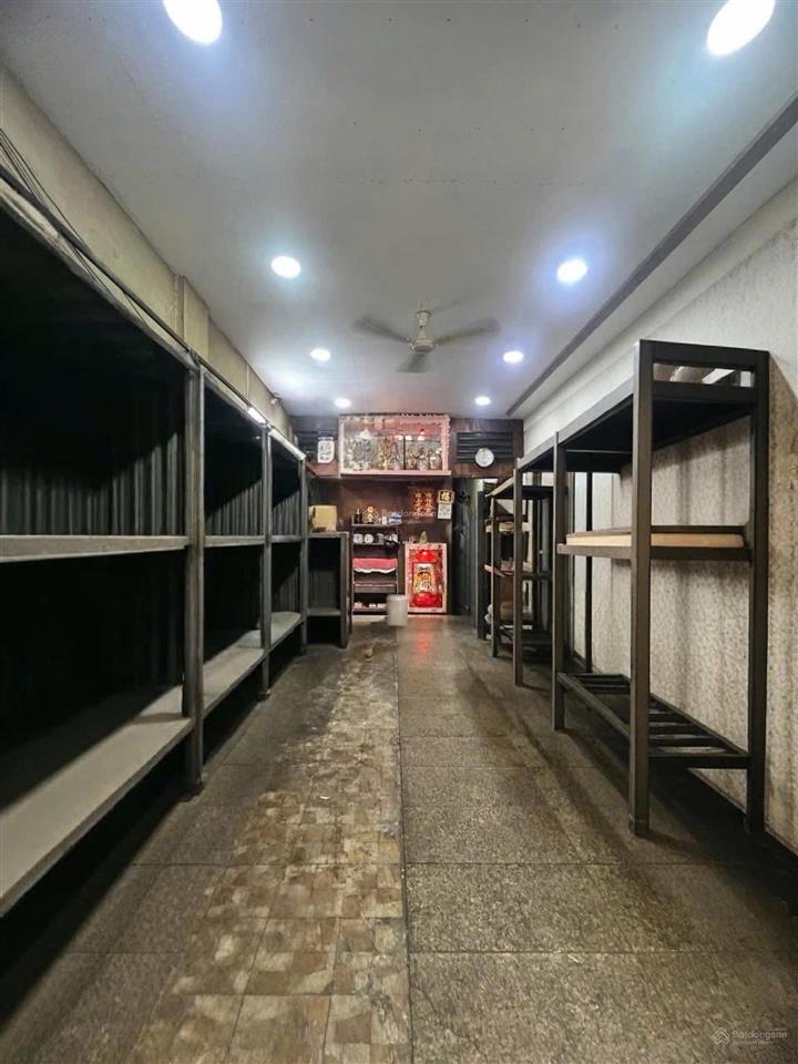 Nhà mặt tiền kinh doanh  sầm uất, trịnh hoài đức q5  nhà 3 tầng 112 (4.5x26m)