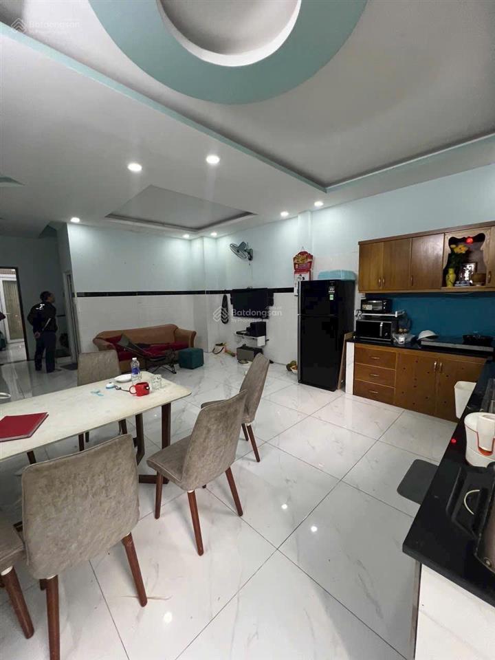 Mặt tiền khu tên lửa, 4 tầng btct 92m2 (5x19m) chỉ 9.5 tỷ giáp công viên phú lâm  đường số 1, q6