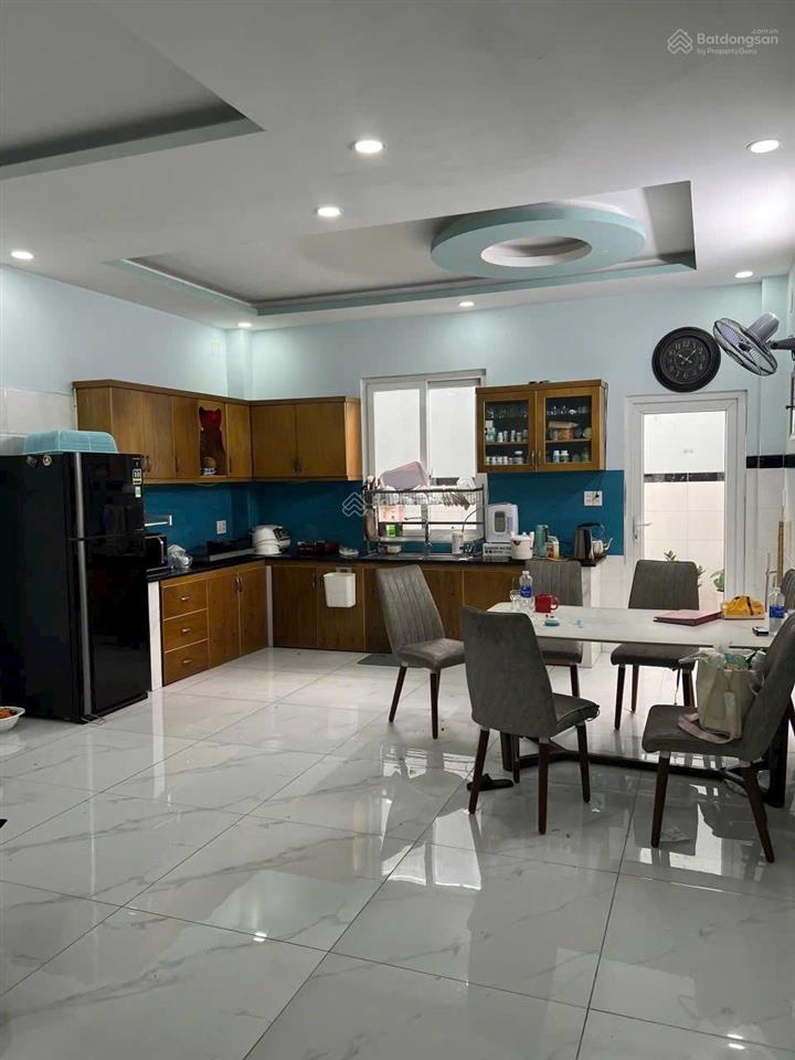 Mặt tiền khu tên lửa, 4 tầng btct 92m2 (5x19m) chỉ 9.5 tỷ giáp công viên phú lâm  đường số 1, q6