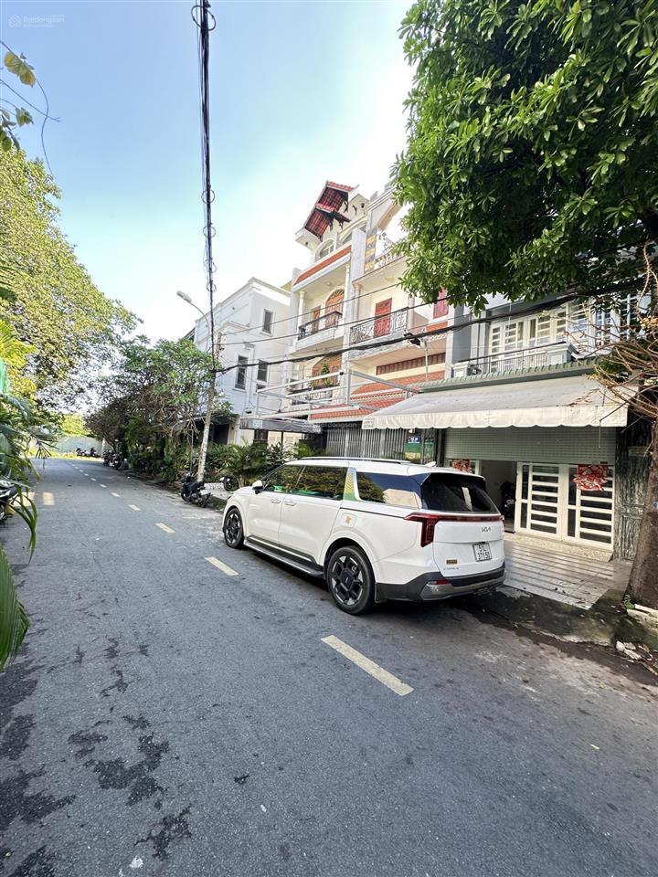 Mặt tiền view công viên  khu tên lửa  gần vành đai trong và đường số 19  nhà thờ phao lô 