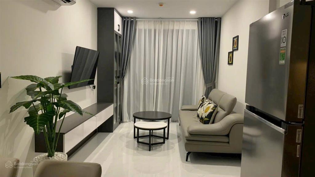 Bán căn hộ 2pn2wc 80m2, tầng 10 giá 2.3 tỷ full nội thất, sẵn hđ thuê 10tr/tháng.  0926 339 ***