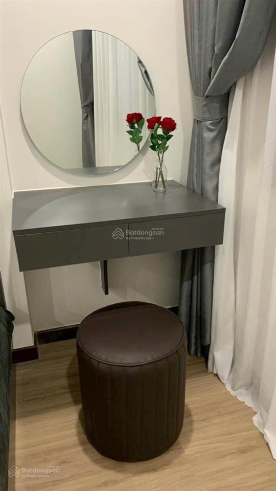 Bán căn hộ 2pn2wc 80m2, tầng 10 giá 2.3 tỷ full nội thất, sẵn hđ thuê 10tr/tháng.  0926 339 ***