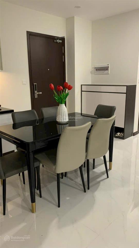 Bán căn hộ 2pn2wc 80m2, tầng 10 giá 2.3 tỷ full nội thất, sẵn hđ thuê 10tr/tháng.  0926 339 ***