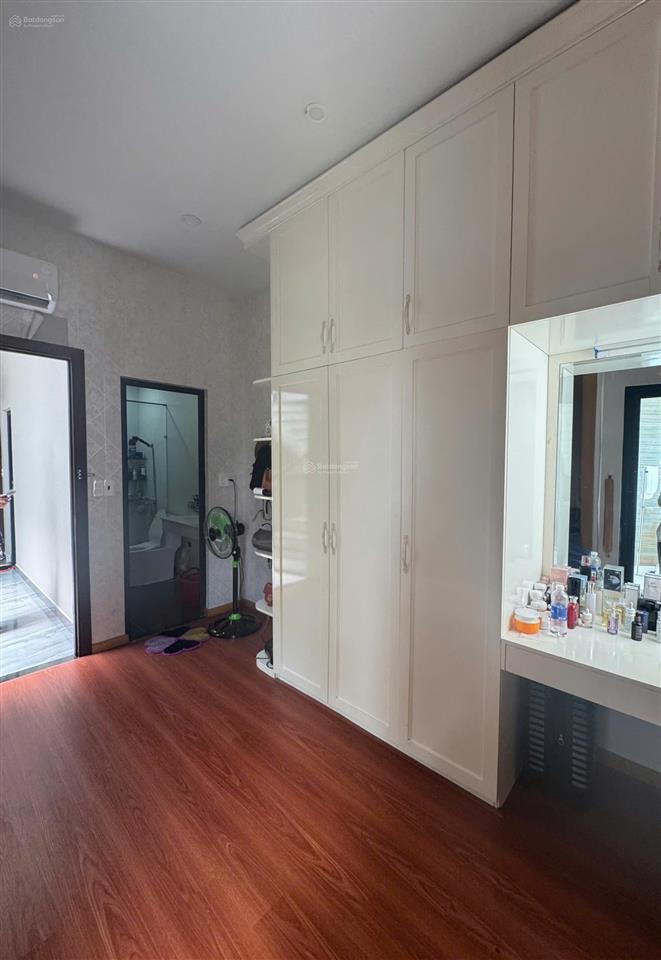 Bán nhà mặt tiền đường d1 bùi quốc khánh giá 5,8 tỷ, 3 tầng full nội thất hiện đại  0926 339 ***