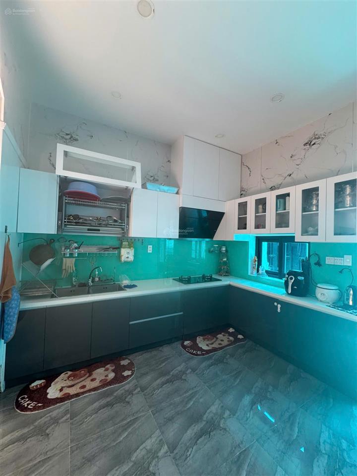 Bán nhà mặt tiền đường d1 bùi quốc khánh giá 5,8 tỷ, 3 tầng full nội thất hiện đại  0926 339 ***