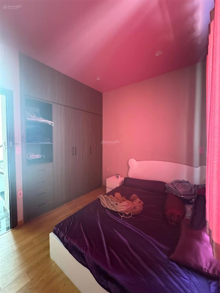 Bán nhà mặt tiền đường d1 bùi quốc khánh giá 5,8 tỷ, 3 tầng full nội thất hiện đại  0926 339 ***
