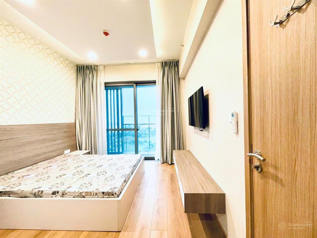 Cho thuê căn hộ cao cấp urban hill pmh q7. 2pn 2wc, 79m2, giá 24tr/tháng.  0911 839 *** em hà