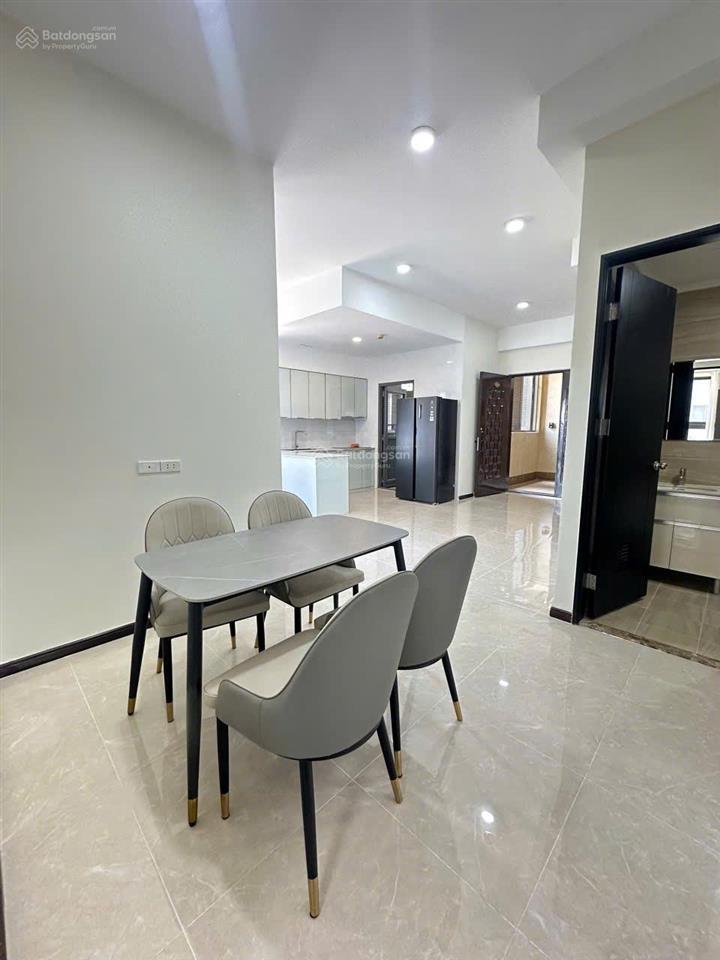 Cần cho thuê nhanh căn hộ docklands quận 7, 2pn 2wc, căn góc view đẹp, giá 20tr/tháng