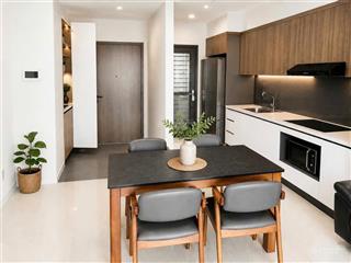 Bán gấp căn hộ tại saigon south residences, 3pn 2wc, 104m2, có ô đậu xe hơi, giá bán 7,4 tỷ chốt.