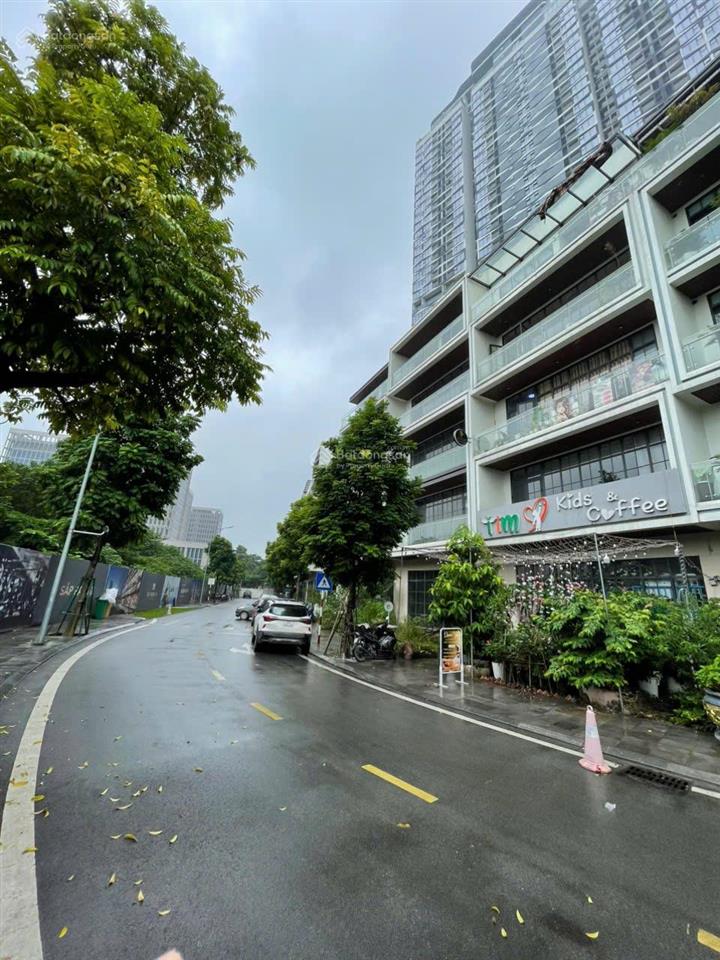 Tôi chính chủ cho thuê lẻ tầng 2,3 căn shophouse matrix one, mễ trì, diện tích 160m2, mặt tiền 8m